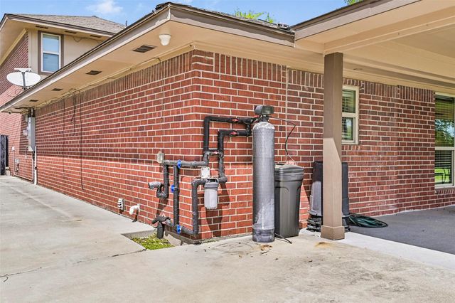 9206 W Sterling Drive, Pearland, TX 77584