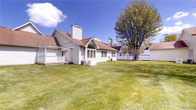 3 BirdWalk Lane, Amherst, NY 14221