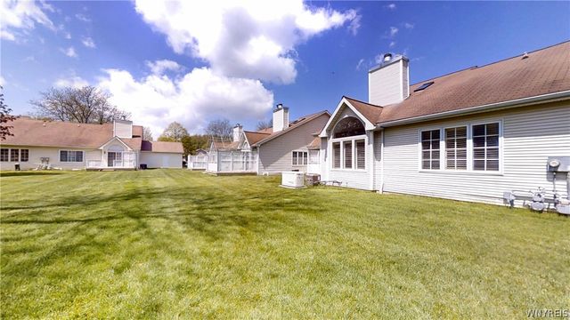 3 BirdWalk Lane, Amherst, NY 14221