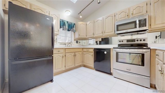 3 BirdWalk Lane, Amherst, NY 14221