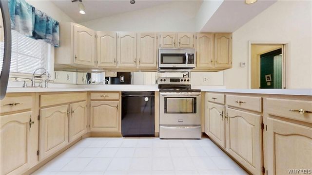 3 BirdWalk Lane, Amherst, NY 14221