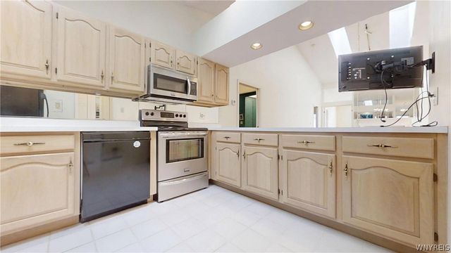 3 BirdWalk Lane, Amherst, NY 14221