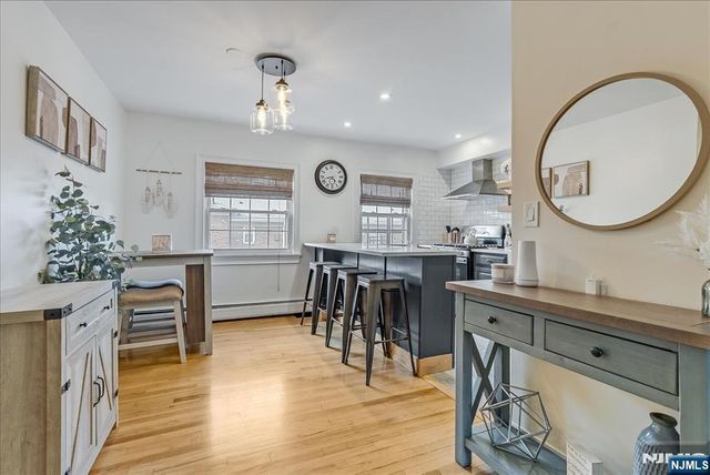 40 Wedgewood Drive 115, Verona, NJ 07044