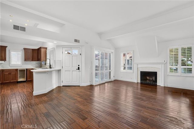 88 Corsica Drive, Newport Beach, CA 92660