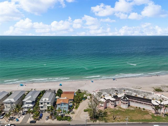2517 AVENUE C, Bradenton Beach, FL 34217