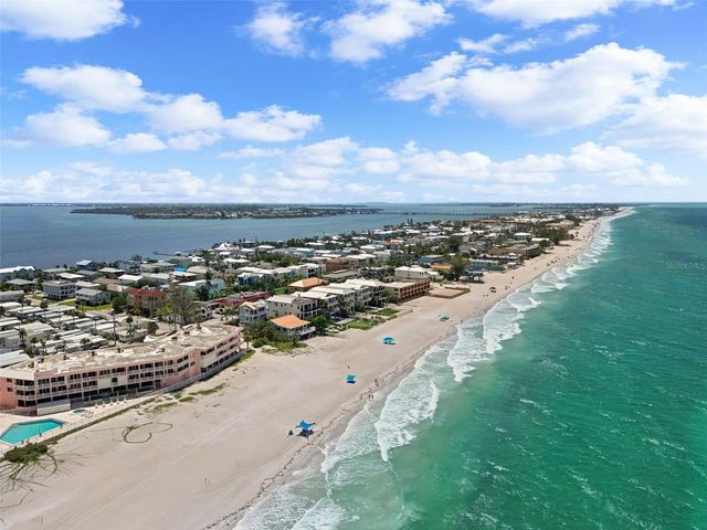 2517 AVENUE C, Bradenton Beach, FL 34217