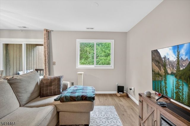 1 Purgatory Ct 3, Vernon Twp., NJ 07462