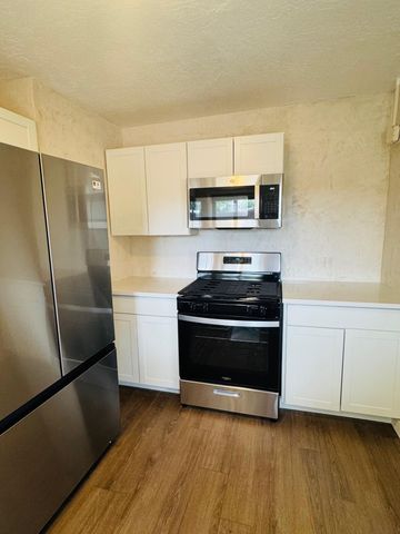 1010 San Clemente Avenue NW, Albuquerque, NM 87107