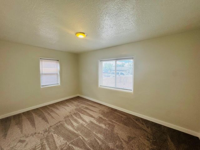 1010 San Clemente Avenue NW, Albuquerque, NM 87107