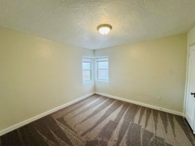 1010 San Clemente Avenue NW, Albuquerque, NM 87107
