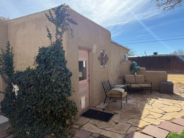 1010 San Clemente Avenue NW, Albuquerque, NM 87107