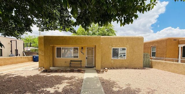 1010 San Clemente Avenue NW, Albuquerque, NM 87107