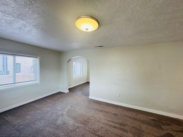 1010 San Clemente Avenue NW, Albuquerque, NM 87107