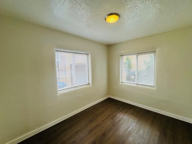 1010 San Clemente Avenue NW, Albuquerque, NM 87107