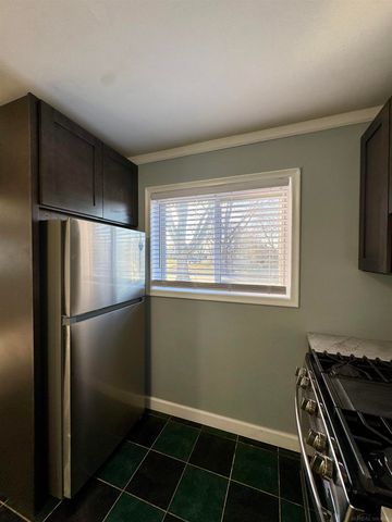 31800 Briar Lane, Saint Clair Shores, MI 48082