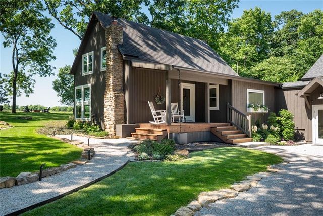 27610 S Groh Road, Cleveland, MO 64734