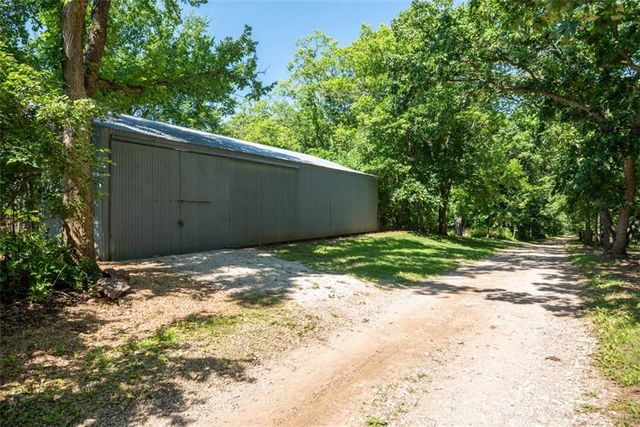 27610 S Groh Road, Cleveland, MO 64734