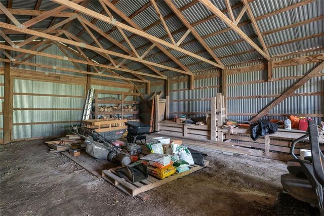 27610 S Groh Road, Cleveland, MO 64734