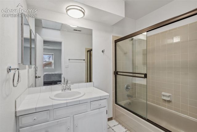 432 W Rockrimmon Boulevard B, Colorado Springs, CO 80919