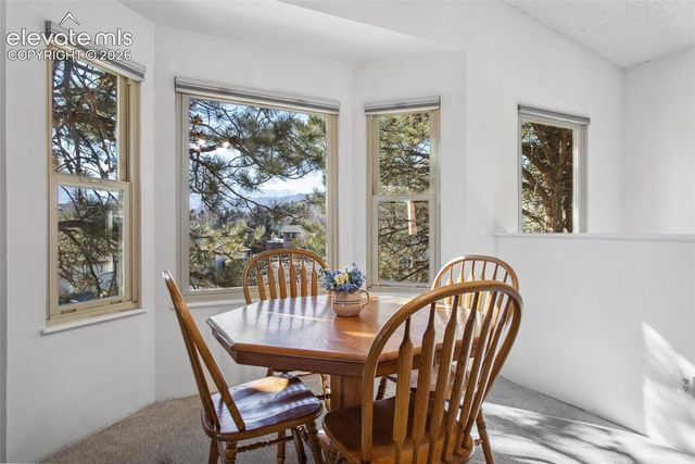 432 W Rockrimmon Boulevard B, Colorado Springs, CO 80919