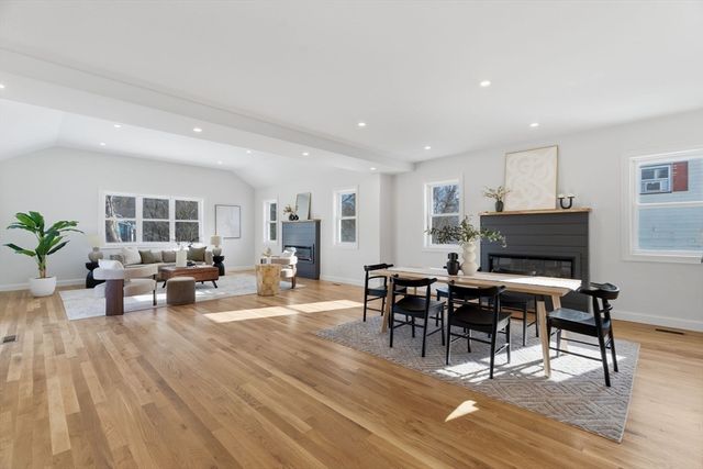 27 Purity Springs Rd, Burlington, MA 01803