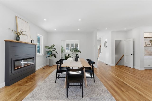 27 Purity Springs Rd, Burlington, MA 01803