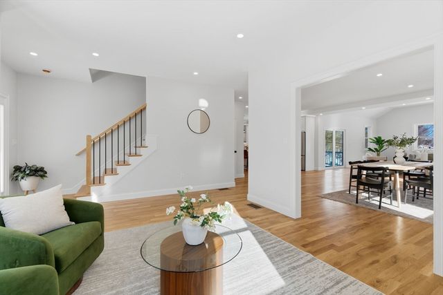 27 Purity Springs Rd, Burlington, MA 01803