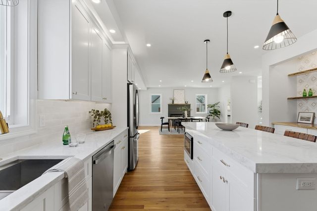 27 Purity Springs Rd, Burlington, MA 01803