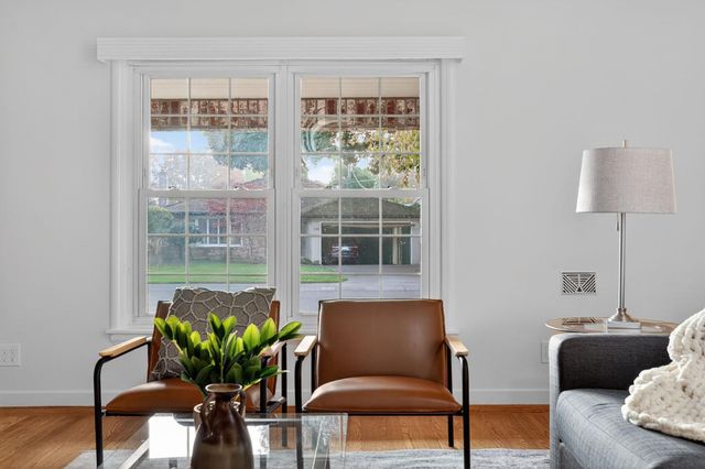 1319 Robertson Way, Sacramento, CA 95818