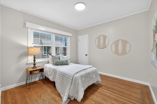 1319 Robertson Way, Sacramento, CA 95818