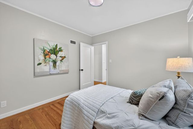 1319 Robertson Way, Sacramento, CA 95818