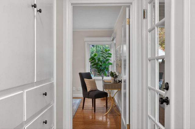 1319 Robertson Way, Sacramento, CA 95818