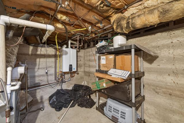 1319 Robertson Way, Sacramento, CA 95818