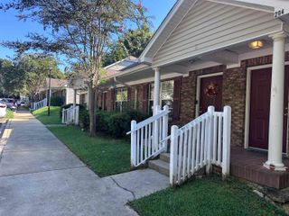 2740 W Tharpe St Apt 203, Tallahassee, FL 32303