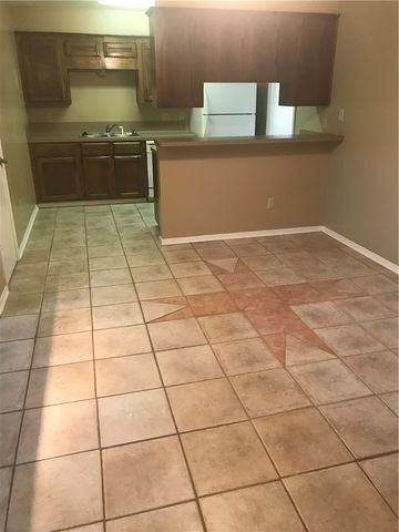 407 Princeton, College Station, TX 77840