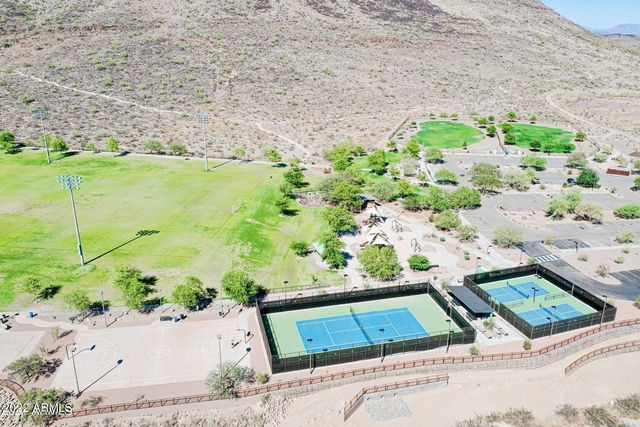 27015 N 52ND Glen, Phoenix, AZ 85083