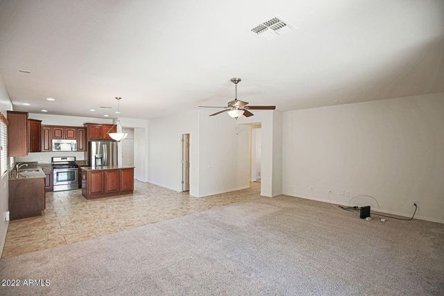 27015 N 52ND Glen, Phoenix, AZ 85083