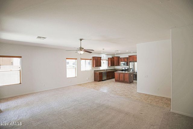 27015 N 52ND Glen, Phoenix, AZ 85083