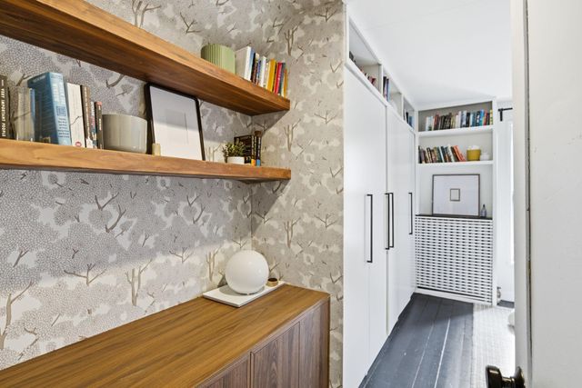 1 Ludlow Avenue, Saint Paul, MN 55108