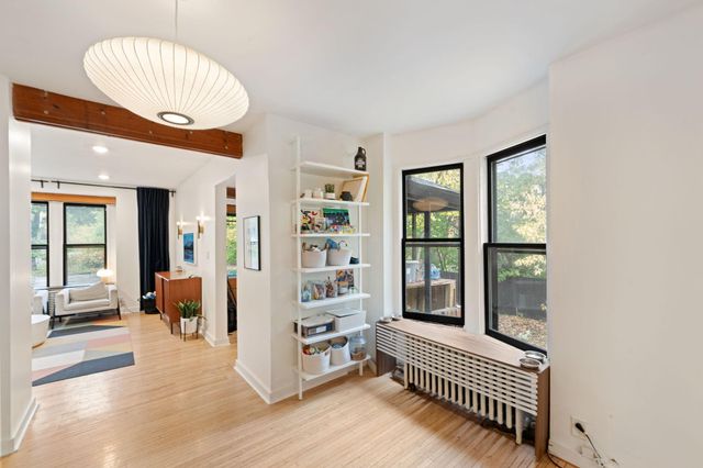 1 Ludlow Avenue, Saint Paul, MN 55108