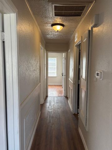 5530 Lakefield Drive, Houston, TX 77033