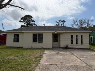 5530 Lakefield Drive, Houston, TX 77033