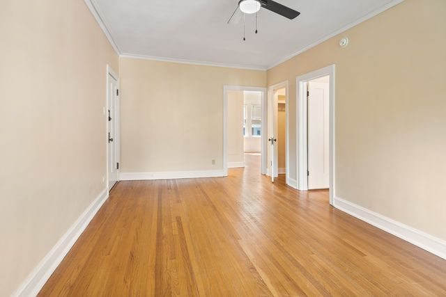 1921 W Estes Avenue 1N, Chicago, IL 60626