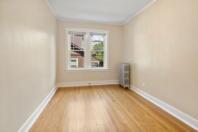 1921 W Estes Avenue 1N, Chicago, IL 60626