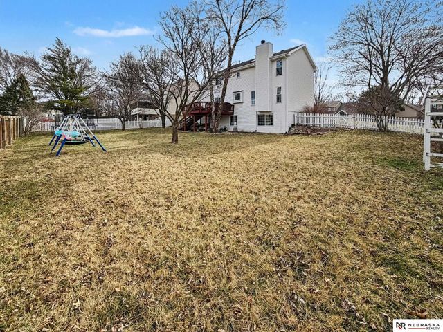 4700 Happy Hollow Lane, Lincoln, NE 68516