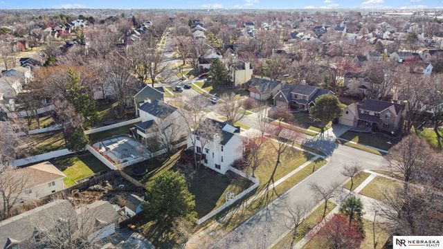 4700 Happy Hollow Lane, Lincoln, NE 68516