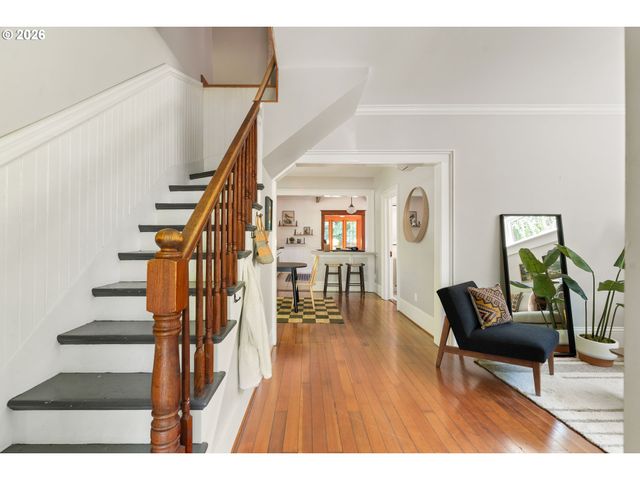 1204 Se 34TH Ave, Portland, OR 97214