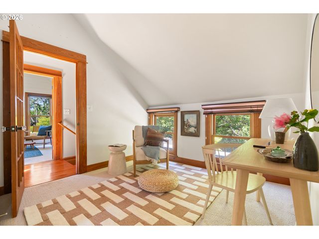 1204 Se 34TH Ave, Portland, OR 97214