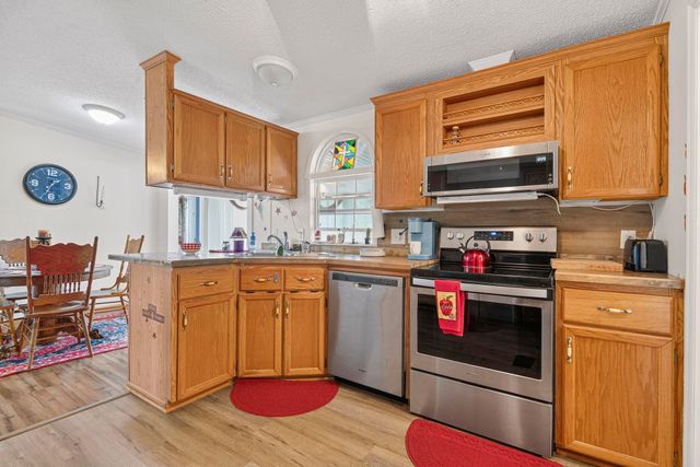 212 Captains Dr., Little River, SC 29566