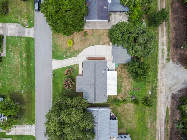 212 Captains Dr., Little River, SC 29566